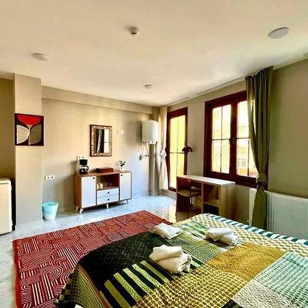 Aparthotel In A Digital Nomad House 107