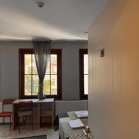 Aparthotel In A Digital Nomad House 107