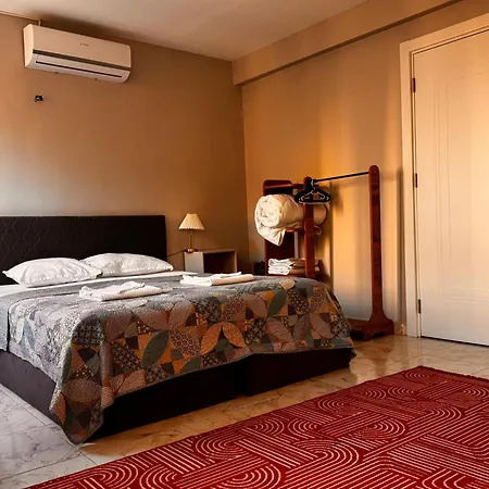 In A Digital Nomad House 107 *