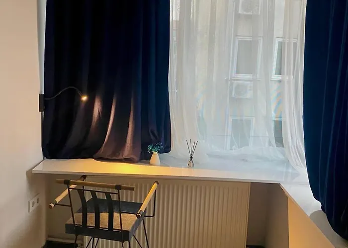 In A Digital Nomad House 107 *