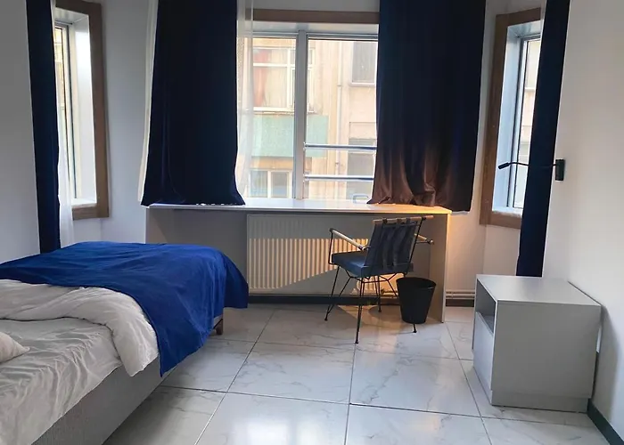 In A Digital Nomad House 107 * Istanbul