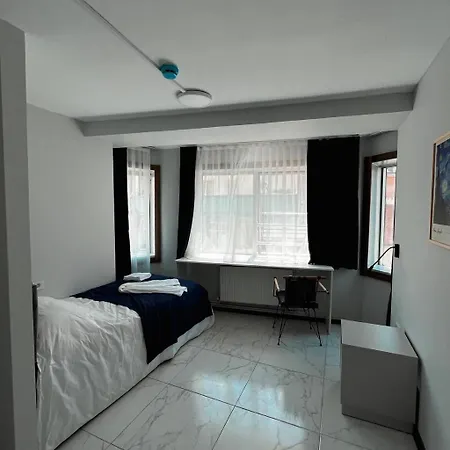 In A Digital Nomad House 107 * Istanbul